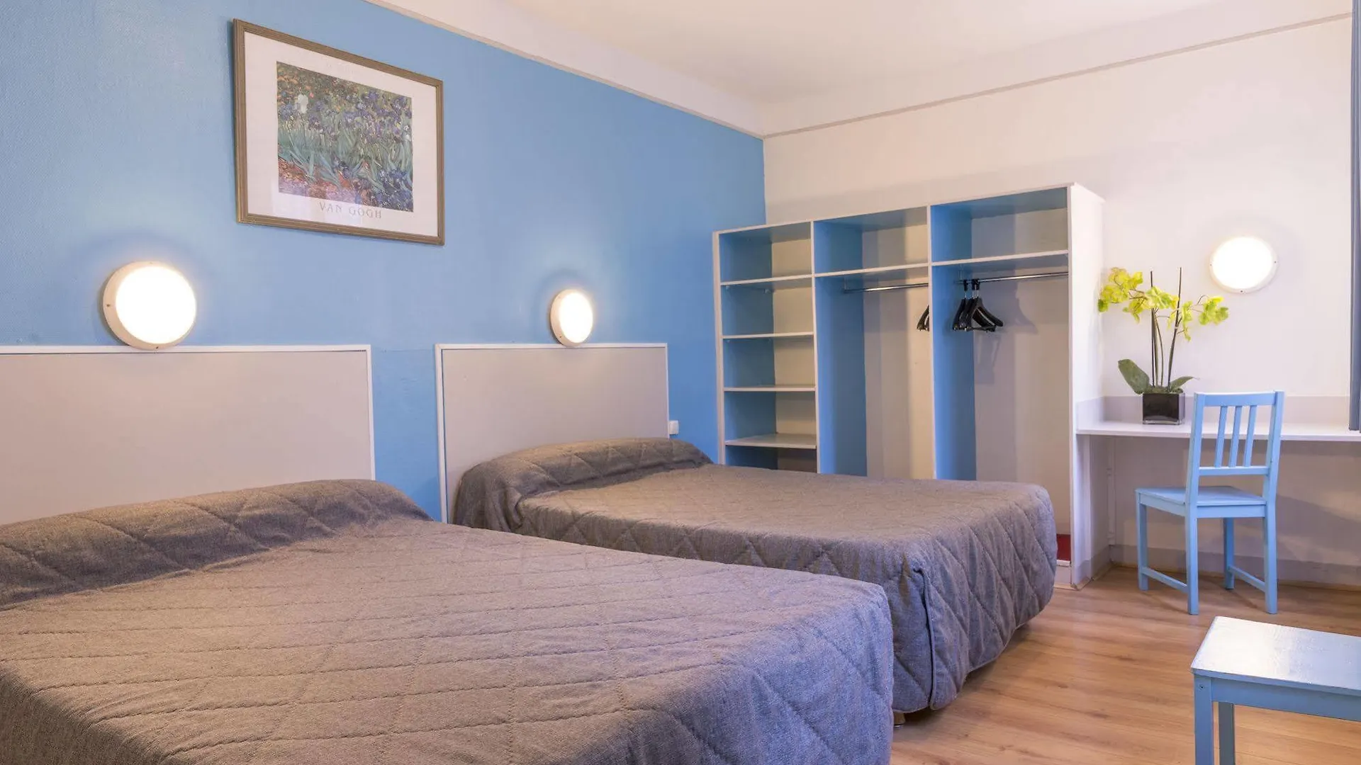Du Commerce Hotel 3*